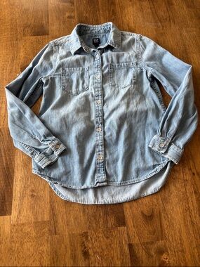 GAP Denim Shirt in Light Blue with Navy Label